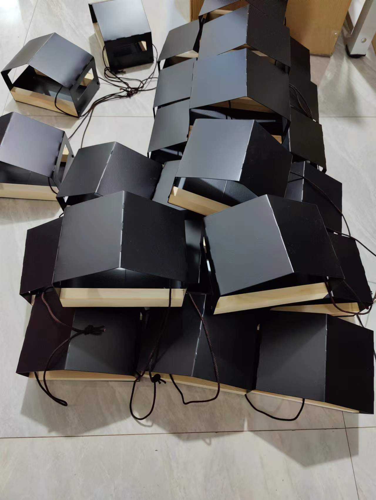 Outdoor Hanging Bird Feeder