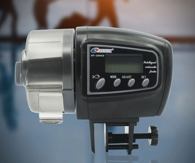 Digital Automatic Aquarium Fish Feeder with digital display and adjustable settings for consistent fish feeding.