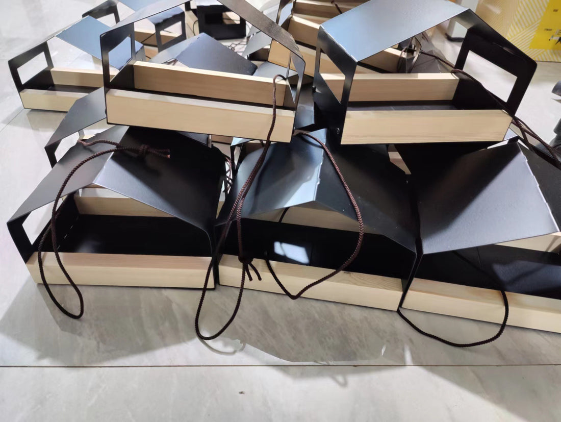 Outdoor Hanging Bird Feeder