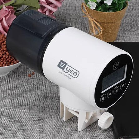  Feeder Fish Tank Intelligent Timing installed in aquarium